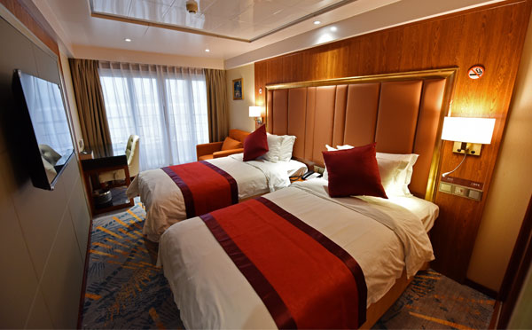 長江二號陽臺標間圖片