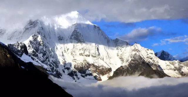 沒有汽車，只有牦牛的苦吟
