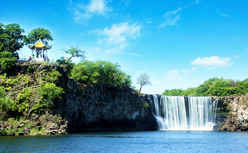 鏡泊湖風景區(qū)
