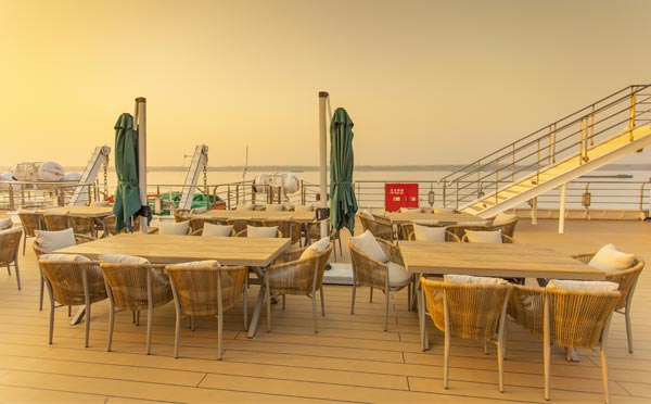 長江三號游輪天空酒吧 長江三號游輪天空酒吧